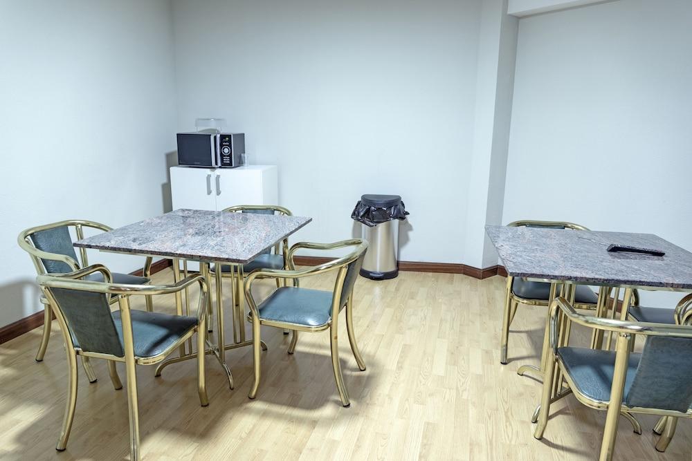 Hostal Alda Palencia Plaza Εξωτερικό φωτογραφία