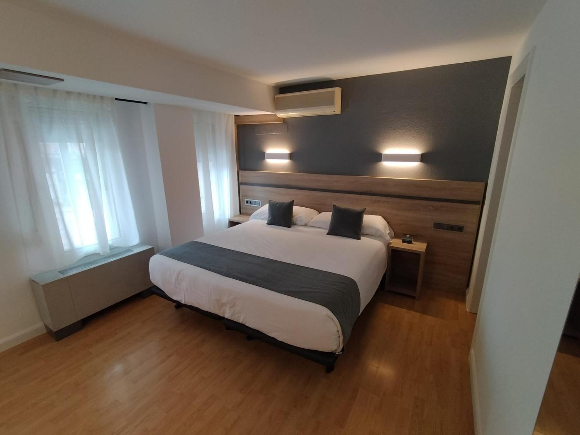 Hostal Alda Palencia Plaza Εξωτερικό φωτογραφία