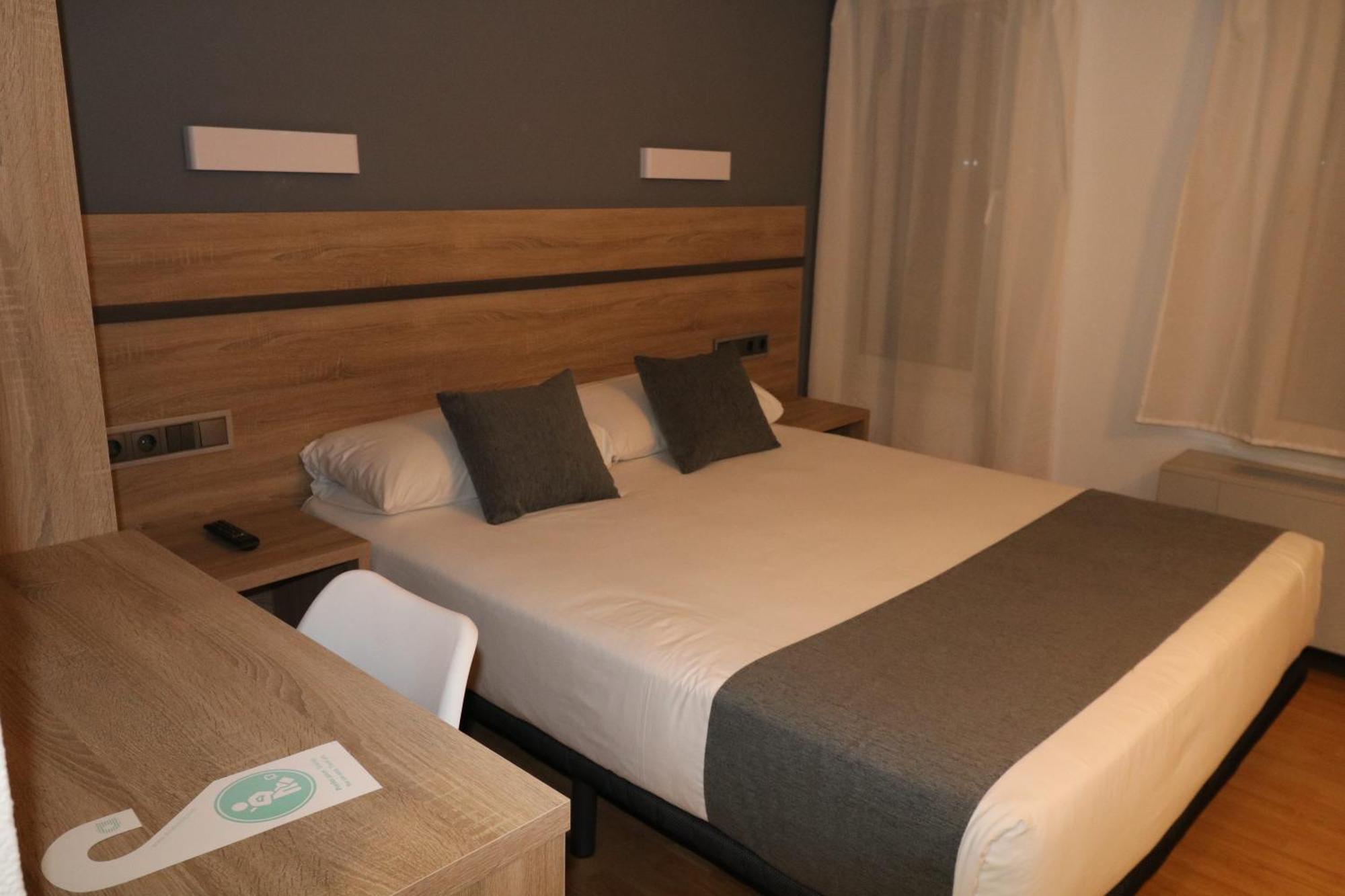 Hostal Alda Palencia Plaza Εξωτερικό φωτογραφία