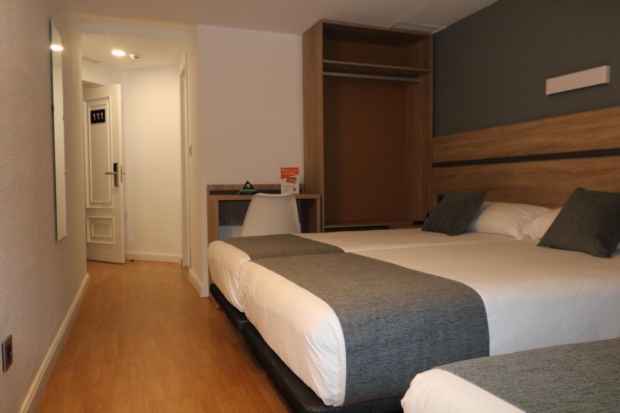 Hostal Alda Palencia Plaza Εξωτερικό φωτογραφία