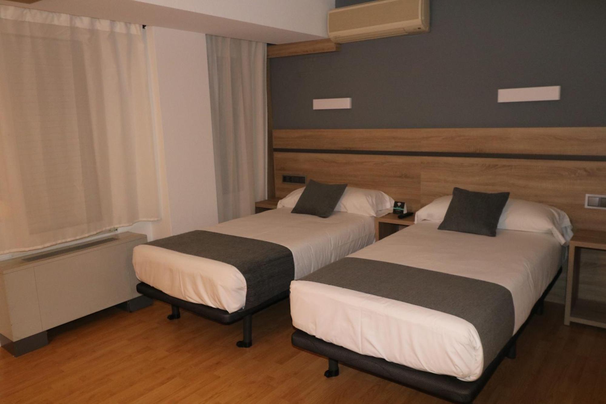 Hostal Alda Palencia Plaza Εξωτερικό φωτογραφία