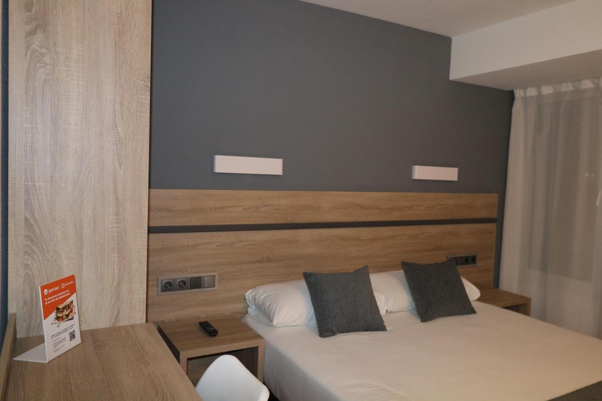 Hostal Alda Palencia Plaza Εξωτερικό φωτογραφία