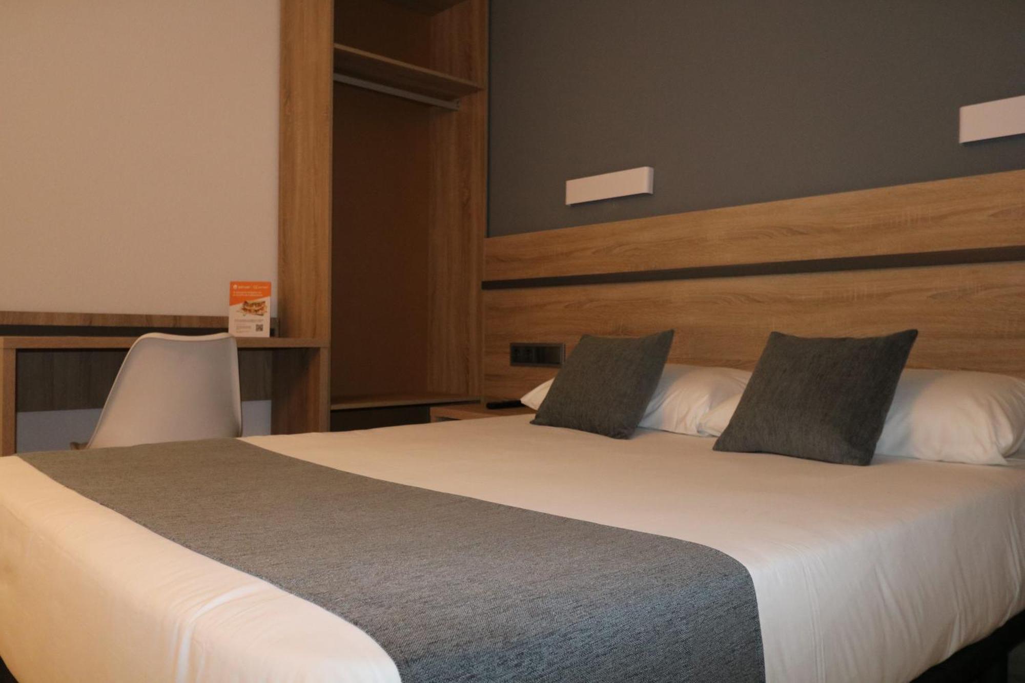 Hostal Alda Palencia Plaza Εξωτερικό φωτογραφία