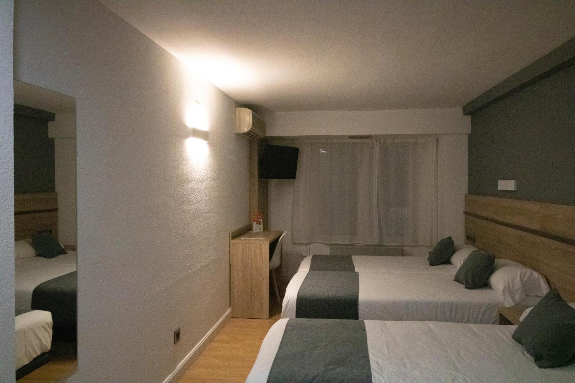 Hostal Alda Palencia Plaza Εξωτερικό φωτογραφία